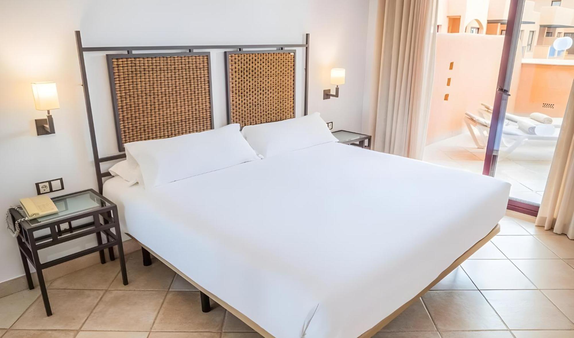 Hotel Oh Nice Caledonia Estepona Exterior foto